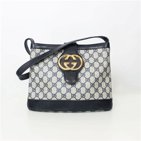 tailleur modello gucci|gucci bag logo.